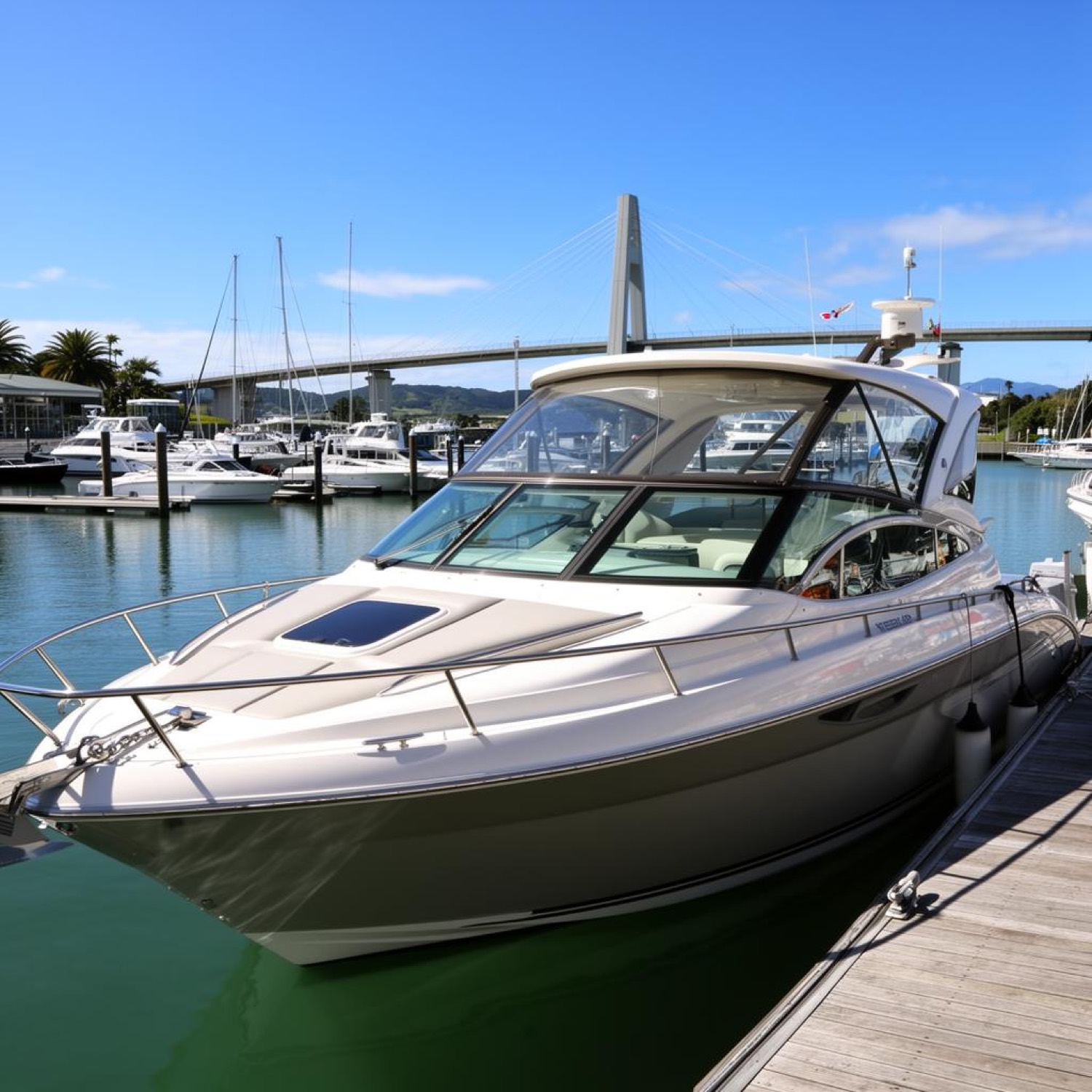 Launch cabin window glazing in Tauranga