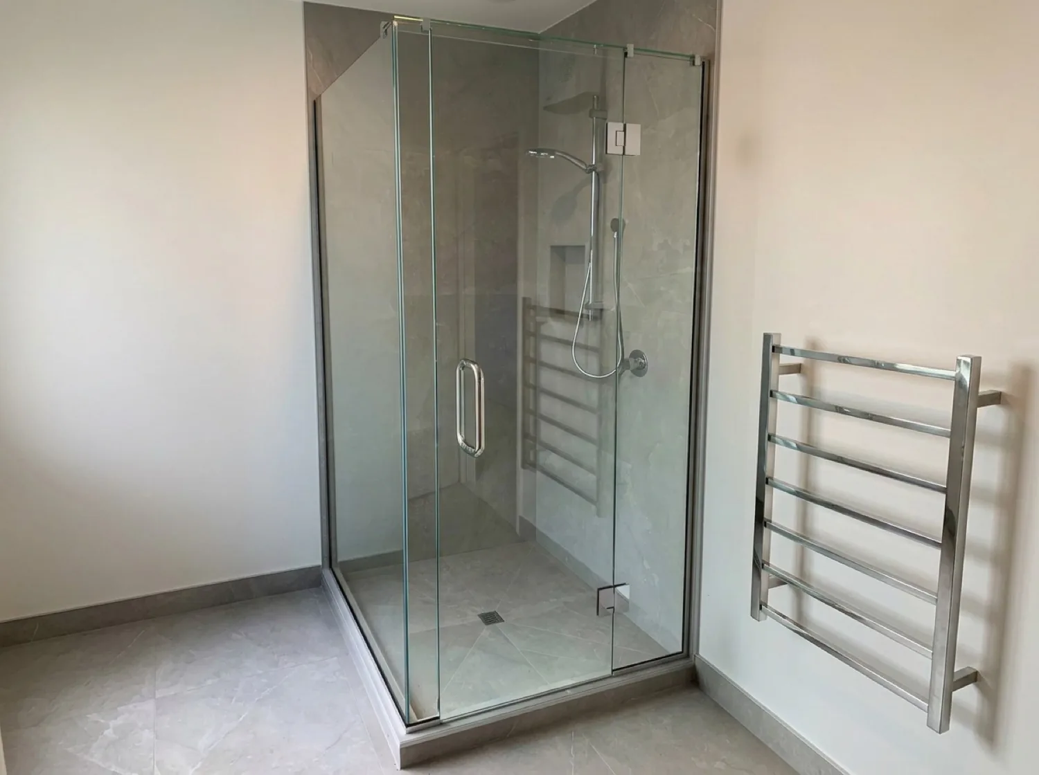 Corner glass shower screen in Tauranga